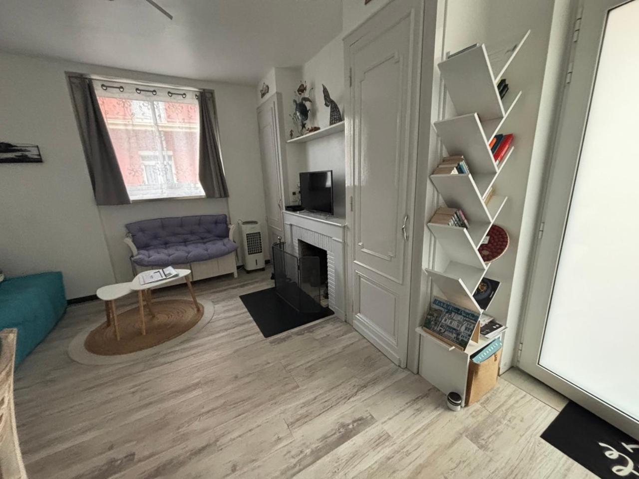 3 Pieces Avec Terrasse Entre Et Centre Apartment *