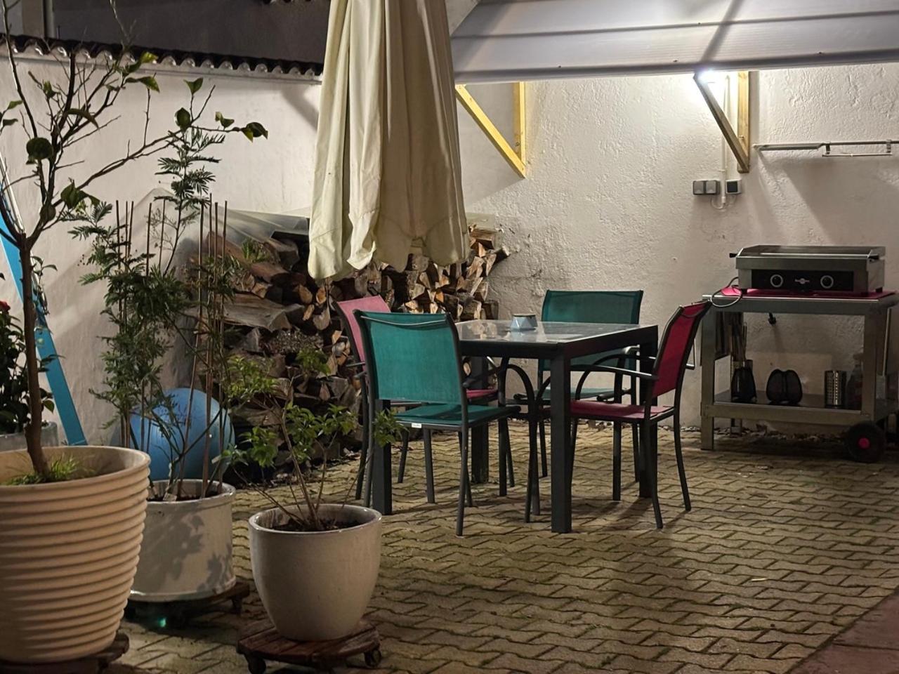 3 Pieces Avec Terrasse Entre Et Centre *